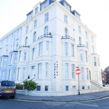 Farina No6, Sea View Apartment Sleeping 4 Guests Bridlington Bagian luar foto